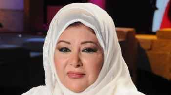 عفاف شعيب تهدد باللجوء إلى القضاء بسبب "تيك توك"