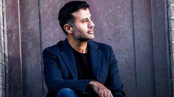 New Album and a Humorous Video… Hamza Namira Blends Seriousness with Humor