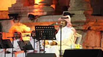 Music, Surprises, and Loyalty… Khalid Abdulrahman Shines at Jerash 2025