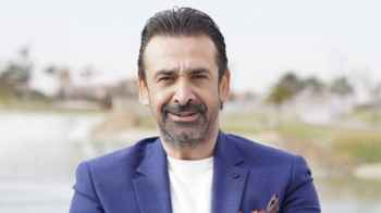 كريم عبد العزيز يفتح ملف الأجور.. إنصاف الفنانات ضرورة