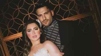 "مش مسامح أمي".. مسلم ينفصل عن زوجته