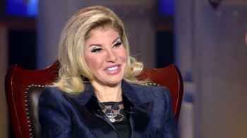 بعد انتشار  الـ"فيديو" … هالة سرحان تكشف ما وراء الكواليس مع مراسلة لبنانية