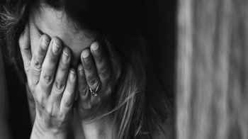 رحلت بقسوة المشهد.. عائلة تودع طفلتها في حادثة تفطر القلوب