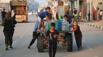 هنا غزة… حين يتعلم الصغار معنى النجاة بدل الطفولة