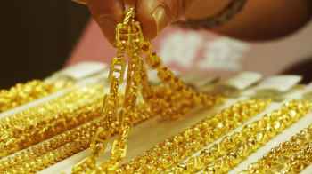 ارتفاع أسعار الذهب مجددًا يثير اهتمام الأردنيين