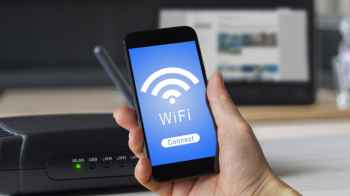 "غوغل" تحذر مستخدمي الهواتف الذكية