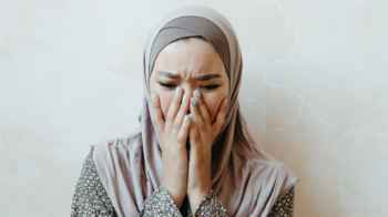 امرأة تفقد بصرها إثر هجوم بالمادة الحارقة