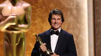 توم كروز يتسلم جائزة الأوسكار الفخرية بخطاب عاطفي