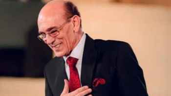 محمد صبحي يعود إلى منزله بعد أيام في العناية المركزة