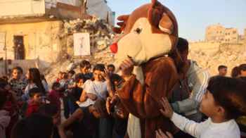 سينما تحت السماء المفتوحة… رسالة بأن غزة ما زالت حيّة  - صور