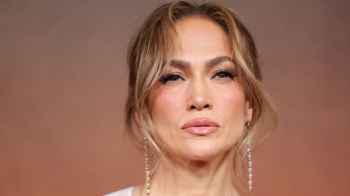 جينيفر لوبيز تقدّم عرضاً في زفاف ابنة ملياردير