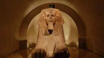 Hundreds of Egyptian works damaged in the Louvre Museum