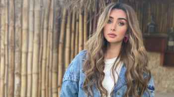 Hanaa El Zahed Performs Umrah Rituals Amid Widespread Fans’ Interaction