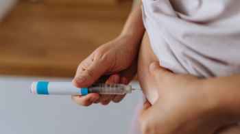Young woman's health deteriorates after taking illegal weight-loss injection
