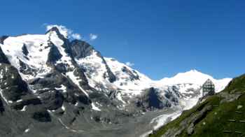 Experienced climber leaves girlfriend to die in harsh conditions