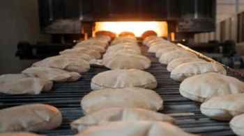 ?"Questions: "Will the government announce the mechanism for disbursing the 'bread support' at the beginning of next year