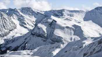 أكبر جليد في جبال الألب مهدد بالانقراض