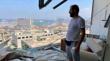 عادل كرم بعد تدمير منزله بانفجار بيروت: "يا ضيعان العمر"