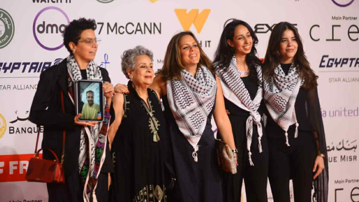 "ضايل عنا عرض".. فيلم عن غزة في مهرجان القاهرة السينمائي