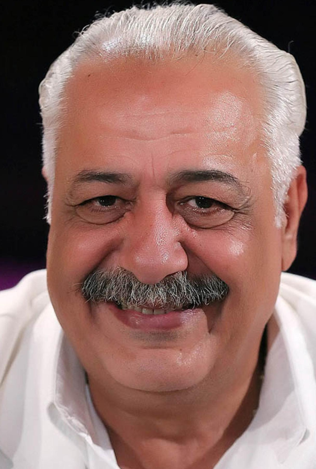 أيمن زيدان