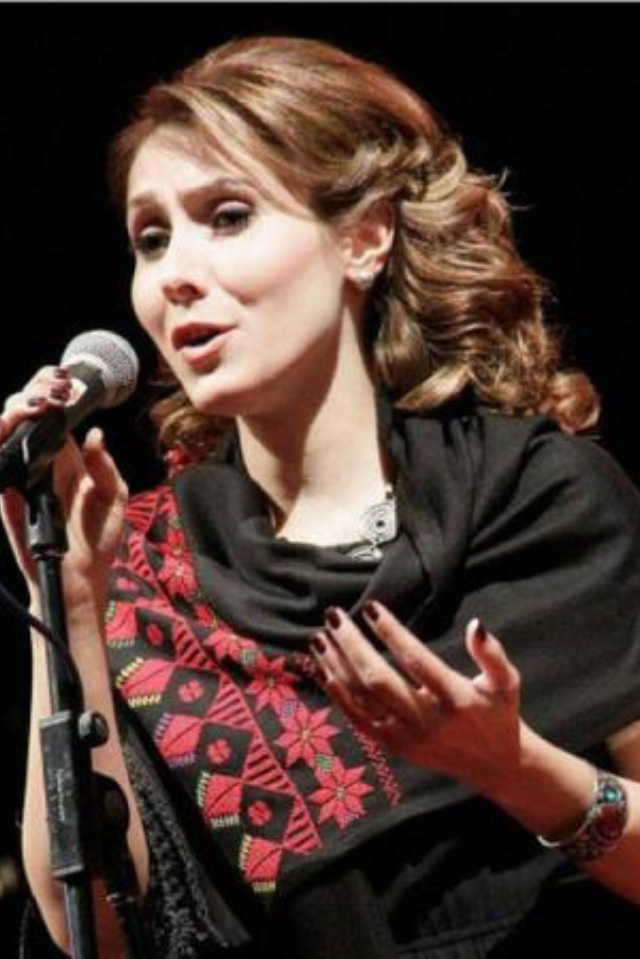 لارا عليان